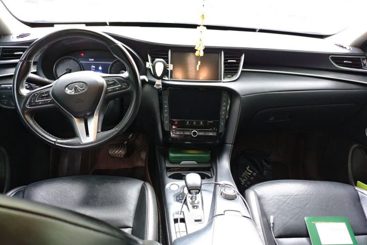 Used Infiniti QX50 2018 2.0T Two-Wheel Drive Fashion Edition Center Console