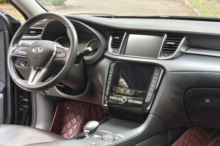 Used Infiniti QX50 2018 2.0T Four-Wheel Drive Elite Edition Interior 10