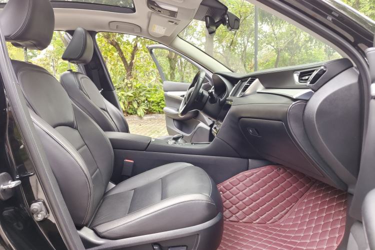 Used Infiniti QX50 2018 2.0T Four-Wheel Drive Elite Edition Interior 2
