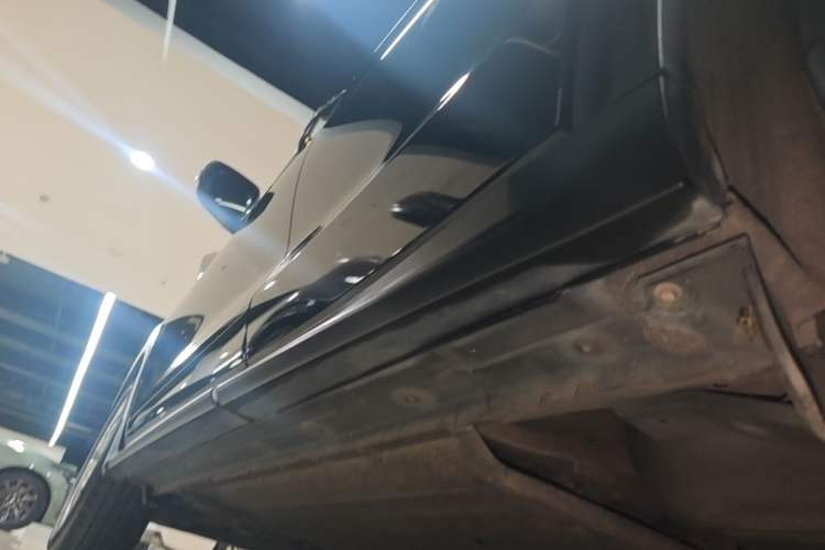 Used Infiniti QX50 2018 2.0T Two-Wheel Drive Fashion Edition Left Side Sill