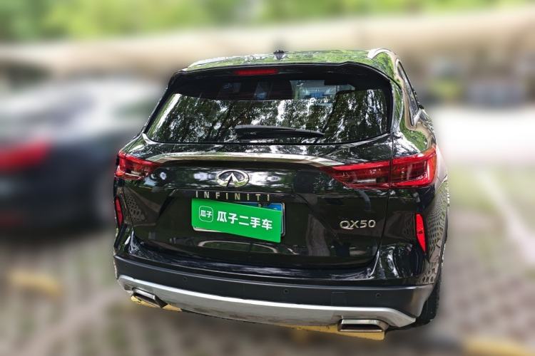 Used Infiniti QX50 2018 2.0T Two-Wheel Drive Fashion Edition Rear