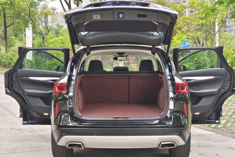 Used Infiniti QX50 2018 2.0T Four-Wheel Drive Elite Edition Trunk