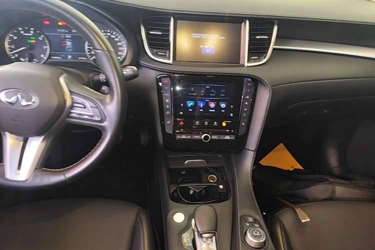 Used Infiniti QX50 2018 2.0T Four-Wheel Drive Elite Edition Audio And AC Panel
