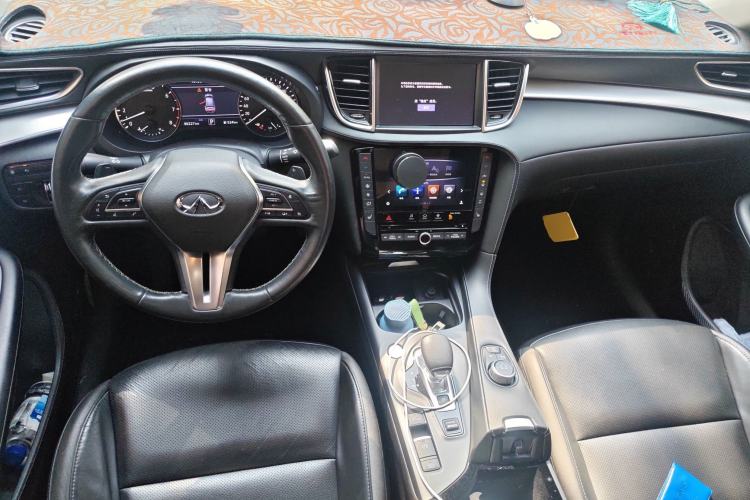 Used Infiniti QX50 2018 2.0T Four-Wheel Drive Smart Edition Center Console