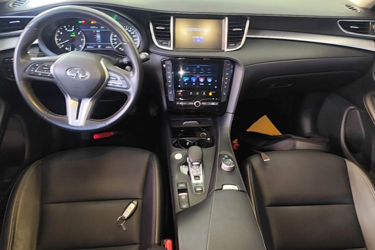 Used Infiniti QX50 2018 2.0T Four-Wheel Drive Elite Edition Center Console
