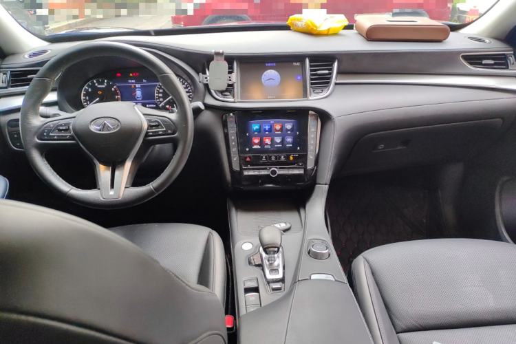 Used Infiniti QX50 2018 2.0T Two-Wheel Drive Fashion Edition Center Console