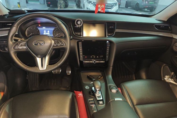 Used Infiniti QX50 2018 2.0T Two-Wheel Drive Fashion Edition Center Console