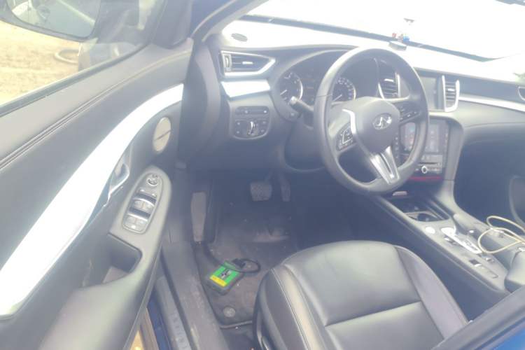 Used Infiniti QX50 2018 2.0T Two-Wheel Drive Fashion Edition Driver Seat
