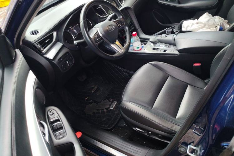 Used Infiniti QX50 2018 2.0T Two-Wheel Drive Fashion Edition Driver Seat