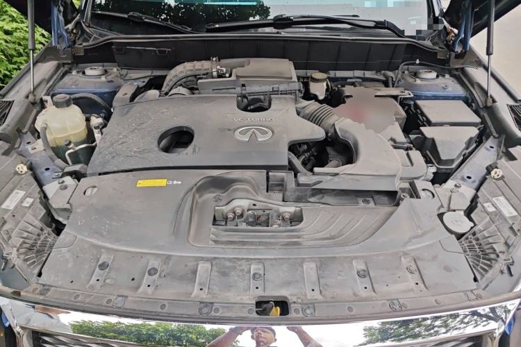 Used Infiniti QX50 2018 2.0T Four-Wheel Drive Smart Edition Engine Bay