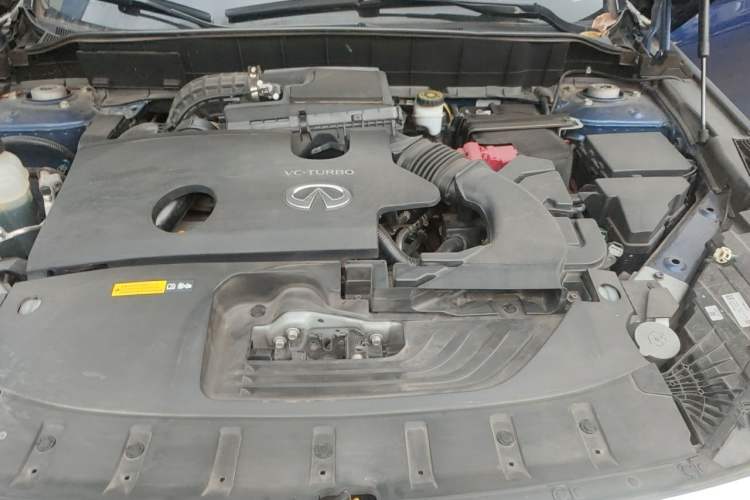 Used Infiniti QX50 2018 2.0T Four-Wheel Drive Elite Edition Engine Bay