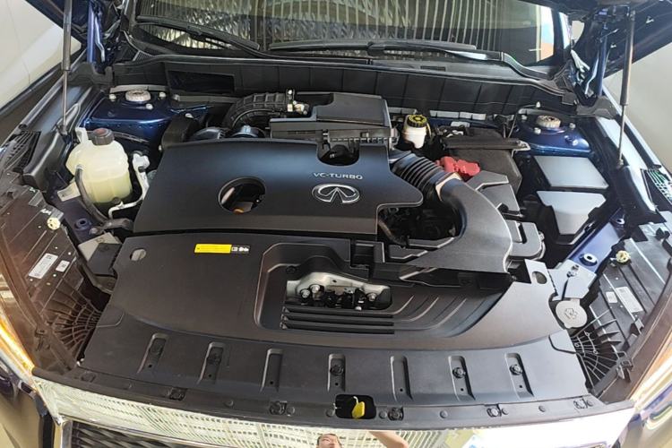 Used Infiniti QX50 2018 2.0T Four-Wheel Drive Elite Edition Engine Bay