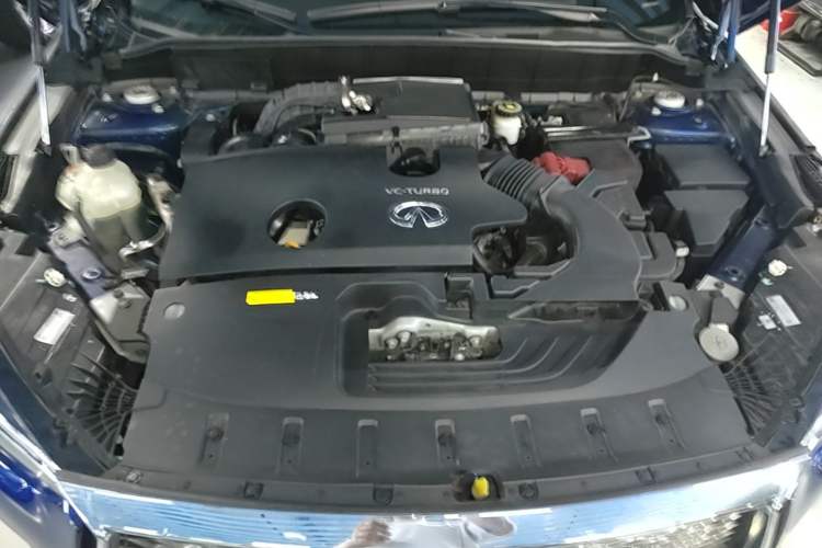 Used Infiniti QX50 2018 2.0T Four-Wheel Drive Luxury Edition Engine Bay