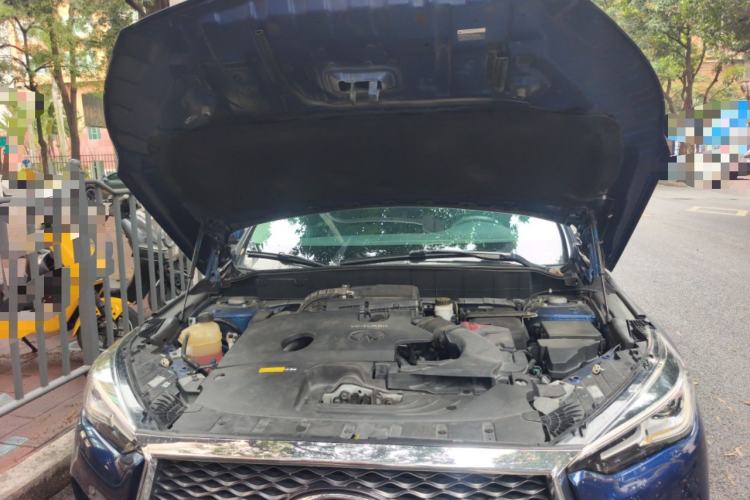 Used Infiniti QX50 2018 2.0T Two-Wheel Drive Fashion Edition Engine Bay