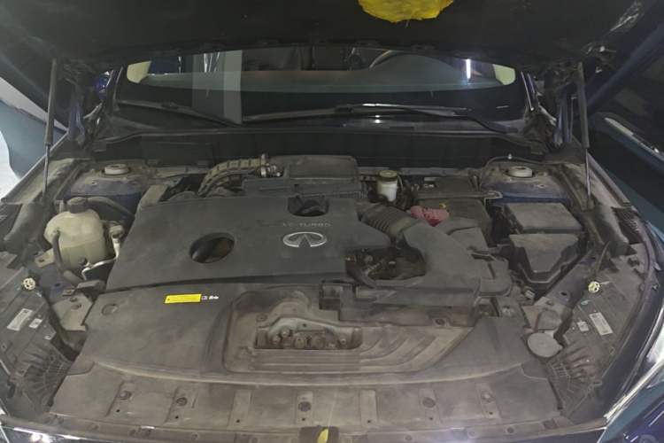 Used Infiniti QX50 2018 2.0T Four-Wheel Drive Elite Edition Engine Bay