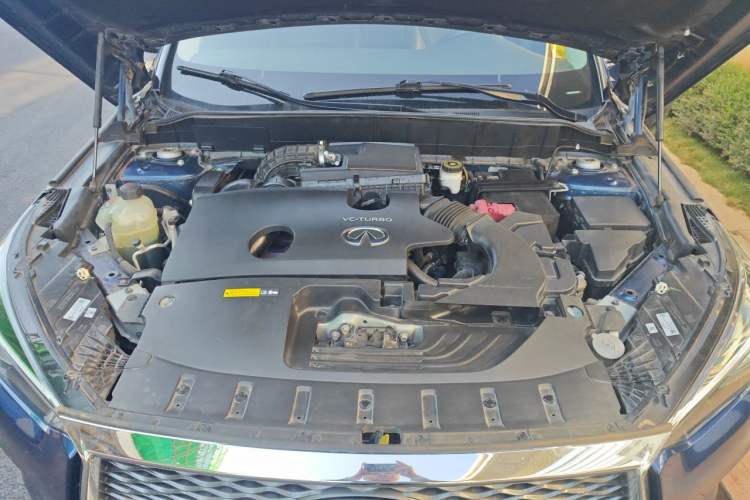 Used Infiniti QX50 2018 2.0T Four-Wheel Drive Elite Edition Engine Bay