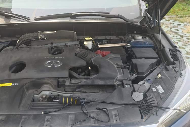 Used Infiniti QX50 2018 2.0T Four-Wheel Drive Luxury Edition Engine Bay Left