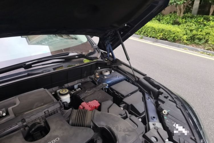 Used Infiniti QX50 2018 2.0T Four-Wheel Drive Elite Edition Engine Bay Left