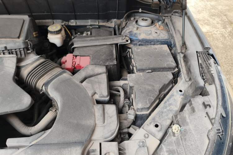 Used Infiniti QX50 2018 2.0T Four-Wheel Drive Smart Edition Engine Bay Left