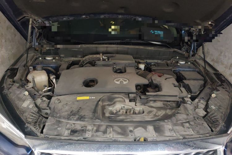 Used Infiniti QX50 2018 2.0T Two-Wheel Drive Fashion Edition Engine Bay