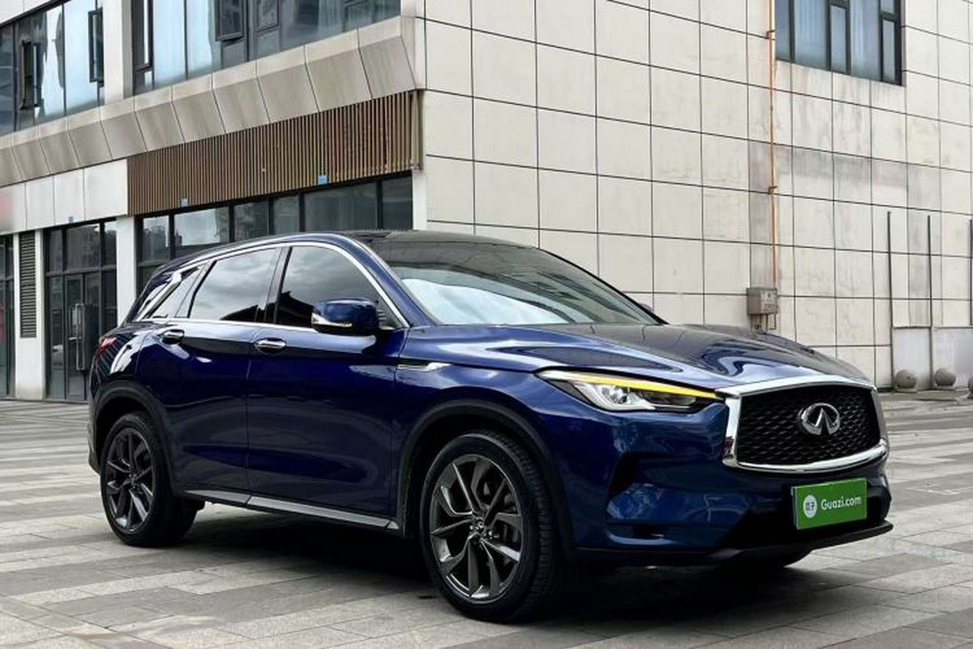 Used Infiniti QX50 2018 2.0T Two-Wheel-Drive Elite Edition Exterior 1