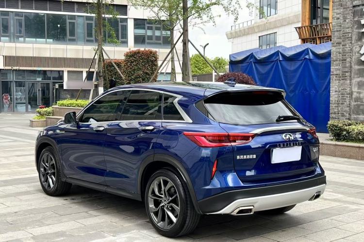 Used Infiniti QX50 2018 2.0T Two-Wheel-Drive Elite Edition Exterior 2