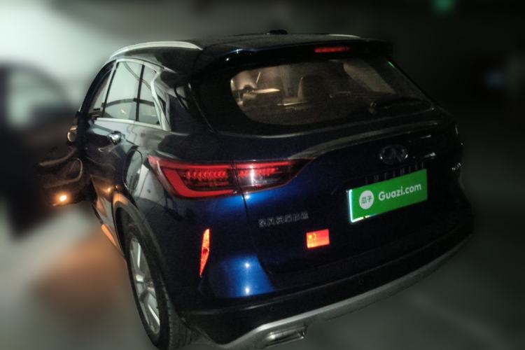 Used Infiniti QX50 2018 2.0T Two-Wheel Drive Fashion Edition Exterior 3