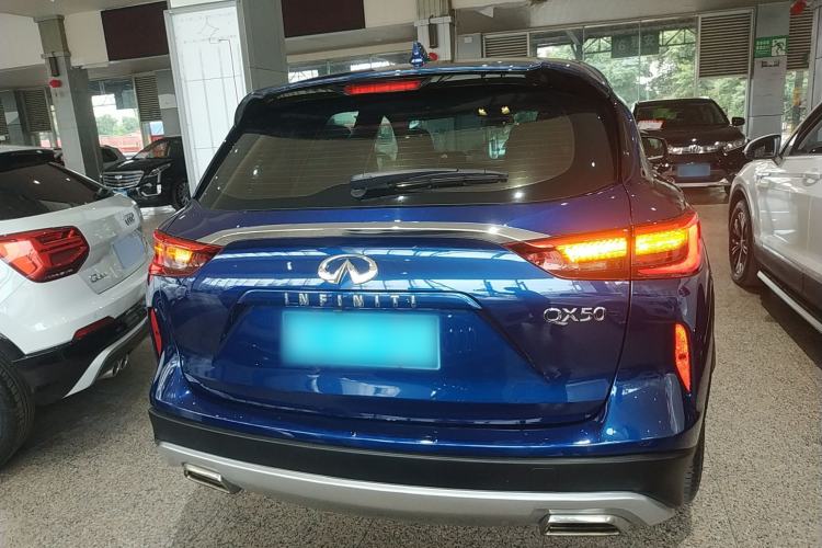 Used Infiniti QX50 2018 2.0T Two-Wheel-Drive Elite Edition Exterior 4