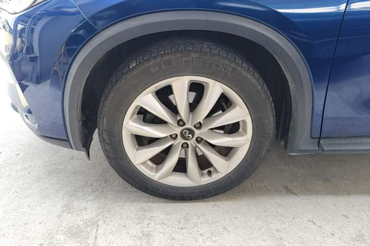 Used Infiniti QX50 2018 2.0T Four-Wheel Drive Elite Edition Exterior 4