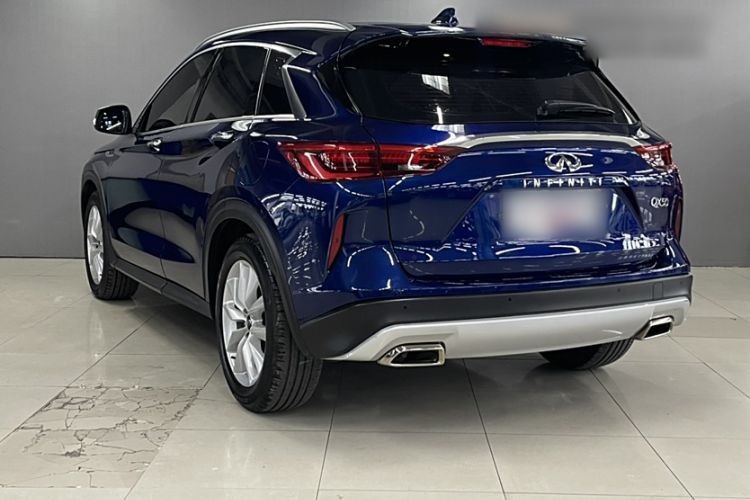 Used Infiniti QX50 2018 2.0T Two-Wheel Drive Fashion Edition Exterior 8