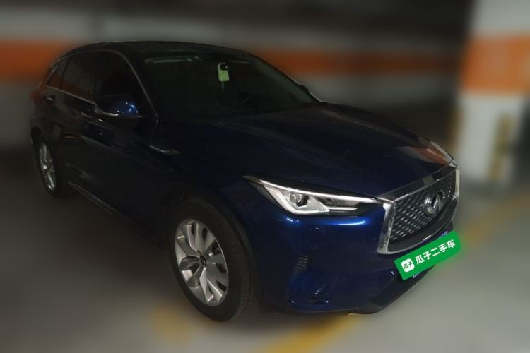 Used Infiniti QX50 2018 2.0T Two-Wheel-Drive Elite Edition Front Right 45 Deg