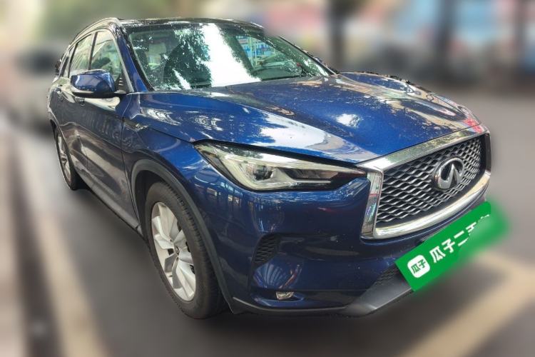 Used Infiniti QX50 2018 2.0T Two-Wheel Drive Fashion Edition Front Right 45 Deg