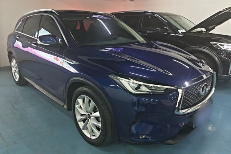 Used Infiniti QX50 2018 2.0T Four-Wheel Drive Elite Edition Front Right 45 Deg