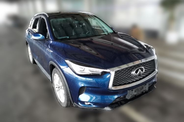 Used Infiniti QX50 2018 2.0T Two-Wheel Drive Fashion Edition Front Right 45 Deg