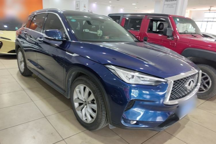 Used Infiniti QX50 2018 2.0T Four-Wheel Drive Elite Edition Front Right 45 Deg