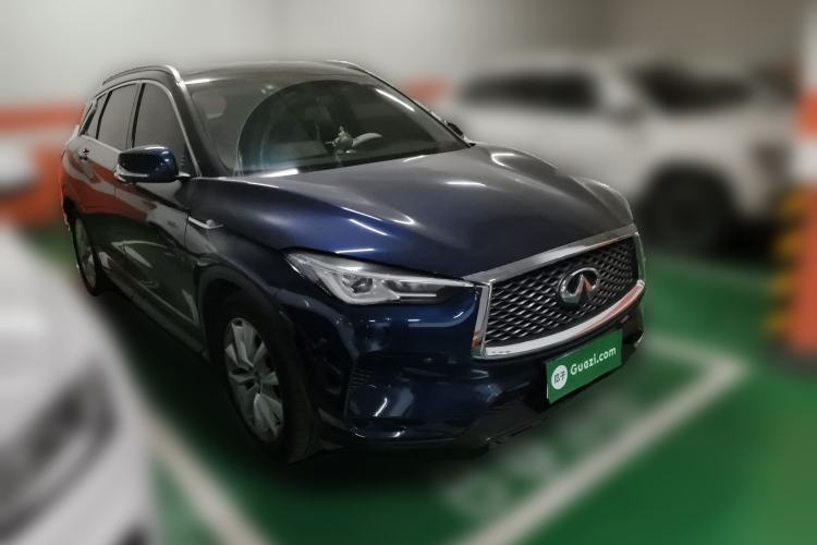 Used Infiniti QX50 2018 2.0T Two-Wheel-Drive Elite Edition Front Right 45 Deg