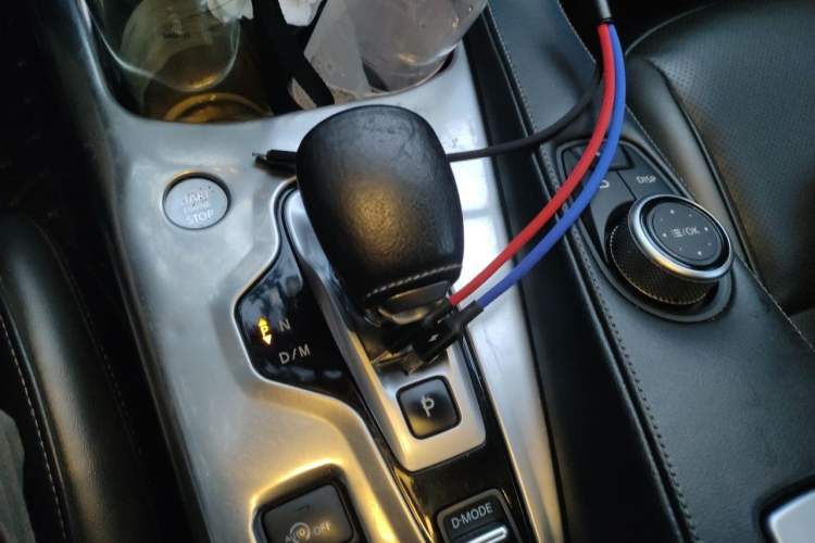 Used Infiniti QX50 2018 2.0T Two-Wheel Drive Fashion Edition Gear Lever