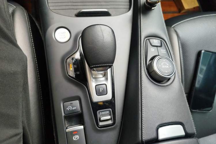 Used Infiniti QX50 2018 2.0T Four-Wheel Drive Elite Edition Gear Lever