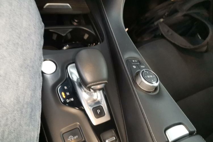 Used Infiniti QX50 2018 2.0T Two-Wheel Drive Fashion Edition Gear Lever