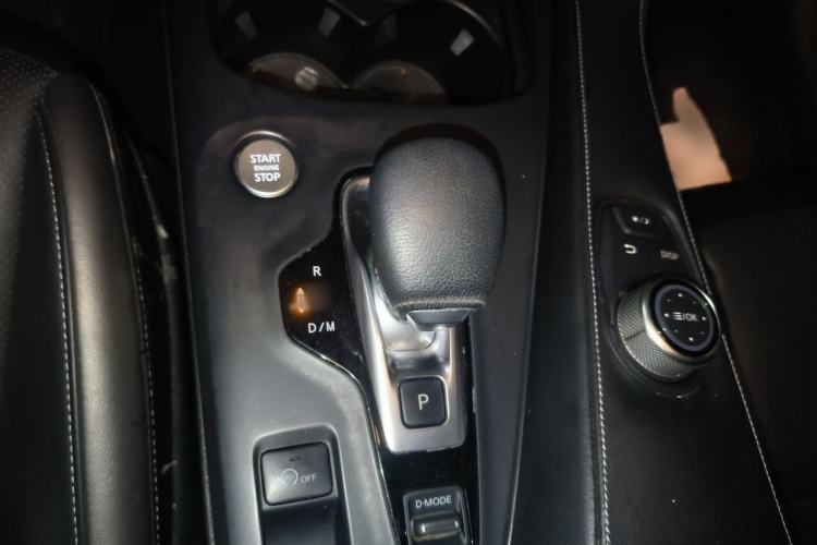 Used Infiniti QX50 2018 2.0T Two-Wheel Drive Fashion Edition Gear Lever