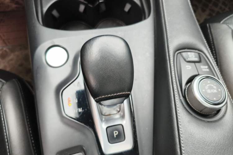 Used Infiniti QX50 2018 2.0T Four-Wheel Drive Smart Edition Gear Lever