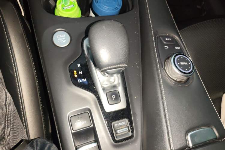 Used Infiniti QX50 2018 2.0T Two-Wheel Drive Fashion Edition Gear Lever