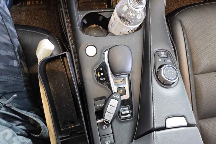 Used Infiniti QX50 2018 2.0T Four-Wheel Drive Elite Edition Gear Lever