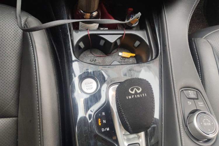 Used Infiniti QX50 2018 2.0T Four-Wheel Drive Smart Edition Gear Lever