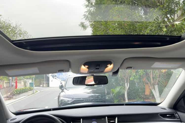 Used Infiniti QX50 2018 2.0T Two-Wheel Drive Fashion Edition Headliner
