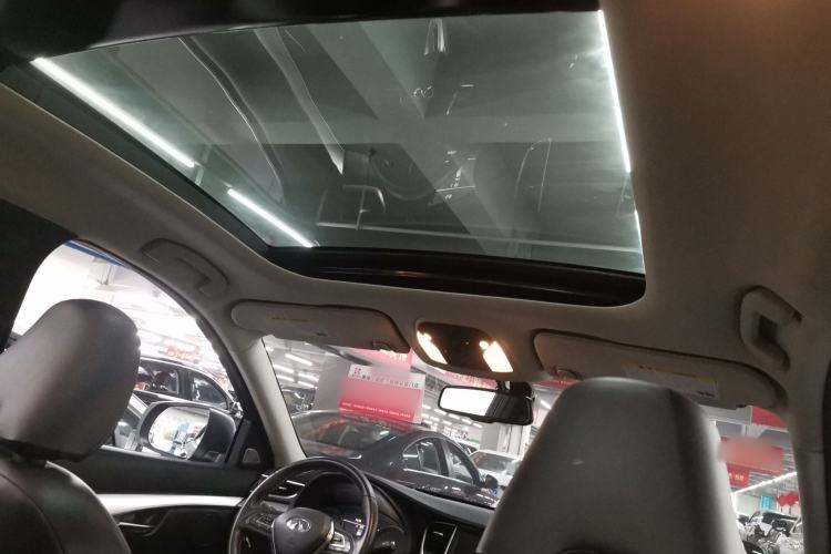 Used Infiniti QX50 2018 2.0T Two-Wheel Drive Fashion Edition Headliner