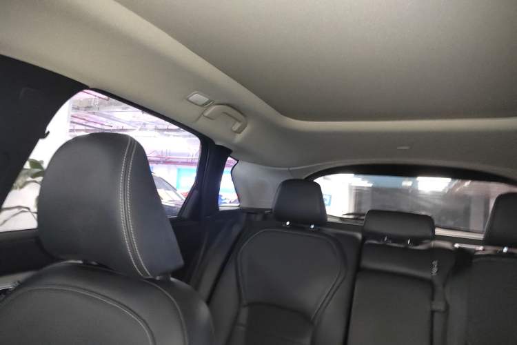 Used Infiniti QX50 2018 2.0T Four-Wheel Drive Smart Edition Headliner