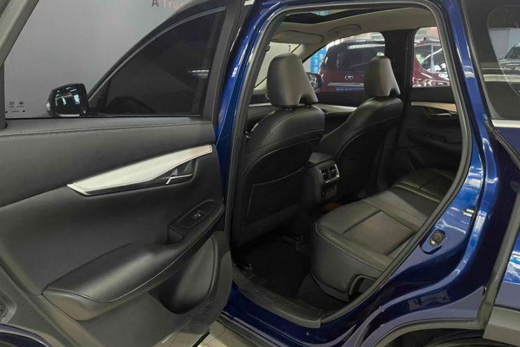 Used Infiniti QX50 2018 2.0T Two-Wheel Drive Fashion Edition Interior 1