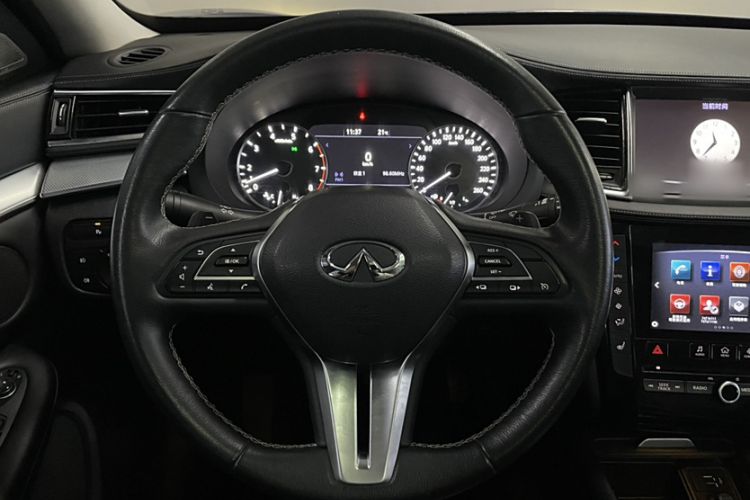 Used Infiniti QX50 2018 2.0T Two-Wheel Drive Fashion Edition Interior 3