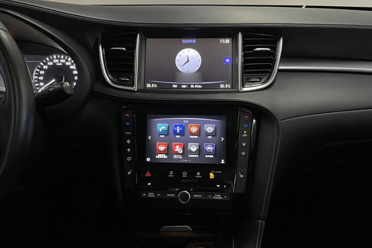 Used Infiniti QX50 2018 2.0T Two-Wheel Drive Fashion Edition Interior 5